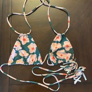 Acacia bikini top size L